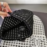 Chanel Cc Wool Beanie Black - Image 3