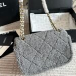 Chanel Flap Bag Teddy Shearling And Gold Tone Metal Grey 25Cm - Image 7