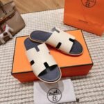 Hermes Izmir Sandal Blanc Gomme H221824Zhgc465 - Image 4
