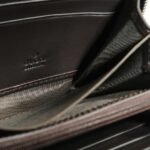 Gucci Gg Supreme Round Zipper 21Cm 90248668 - Image 6