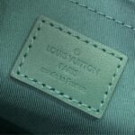 Louis Vuitton Pochette Voyage Souple Green 21Cm M12665 - Image 5