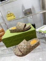 Gucci Women’S Gg Canvas Slide Sandal Beige Ebony - Image 9