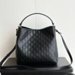 Gucci GG Emblem Small Bucket Bag Black Leather 25Cm 815118 AAFDV 1000 - Image 4