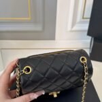 Chanel Classic Mini Crossbody Bag Black 16Cm - Image 4