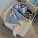 Hermes Cashmere Wool Scarf Wrap Shawl In Blue And Pink 180Cm - Image 2