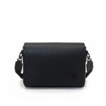 Louis Vuitton Takeoff Messenger PM Black 22Cm M24769