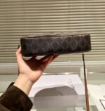 Celine Multi Bag In Triomphe Canvas And Calfskin Tan 26Cm 114122Bzj 04Lu - Image 4