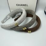 Chanel Cc Tweed Headband With Gold Hardware In Salt And Pepper - Image 3
