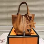 Hermes Picotin Lock 18 With Charm Brown 18Cm - Image 2