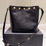Chanel Large Bucket Bag Black 22Cm - Image 4