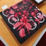 Gucci Women’s Floral Print Silk Carré Square In Red 90Cm - Image 2