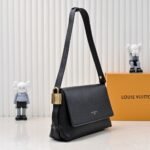 Louis Vuitton Low Key Messenger Black 30Cm M13148 - Image 6