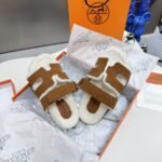 Hermes Chypre Sandal Smoky Brown And Ecru H222929Zhe5420 - Image 3