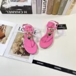 Chanel Shiny Pearl Crystal Cc Heart Thong Sandals Pink - Image 4