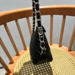 Chanel Small Hobo Bag Grained Shiny Calfskin Black 20Cm As4320 B15551 94305 - Image 7