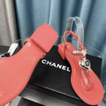 Chanel Shiny Pearl Crystal Cc Heart Thong Sandals Red G39674 X01000 0S084 - Image 9