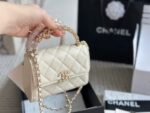 Chanel Clutch Bag With Chain In White 15Cm Ap3237 B10307 10601 - Image 4