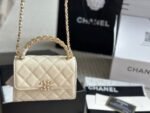 Chanel Clutch Bag With Chain In White 15Cm Ap3237 B10307 10601 - Image 2