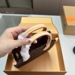 Louis Vuitton Sac Plat BB Monogram Brown 22Cm M46265 - Image 8