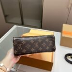 Louis Vuitton Sac Plat BB Monogram Brown 22Cm M46265 - Image 5