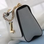 Louis Vuitton Twist MM White 23Cm M21111 - Image 5