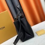 Louis Vuitton Mini Shopper Tote Black 25Cm M27017 - Image 4