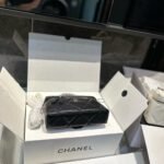 Chanel Long Vanity With Chain Grained Shiny And Gold Tone Metal Black 19Cm Ap4933 B22105 94305 - Image 5