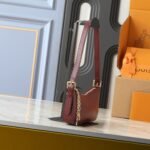 Louis Vuitton Pochette Lv Bloom Red 29Cm M25650 - Image 3