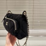 Chanel Clutch With Chain Velvet Effect Nylon And Gold Tone Metal Black 21Cm Ap4771 B21406 94305 - Image 6