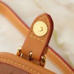 Louis Vuitton Satchel Wearable Wallet Monogram Brown 19Cm M26805 - Image 7