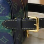 Louis Vuitton Locker Dopp Kit Blue Stripes 23Cm M25902 - Image 6