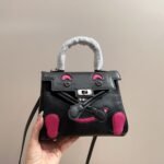 Hermes Kelly Doll Horseshoe Quelle Idole Black Pink 17Cm - Image 2