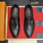 Louis Vuitton Men Loafers Black - Image 2