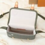 Louis Vuitton Satchel Wearable Wallet Khaki 19Cm M26969 - Image 10