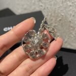 Chanel Brooch Metal Glass And Strass Gold Pink Abf985 B21163 U2156 - Image 4