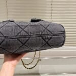 Chanel Maxi Flapbag Washed Denim And Gold Tone Metal Black 30Cm As5727 B22144 94305 - Image 5