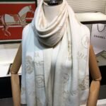 Chanel Camellia Cashmere Scarf Beige - Image 4