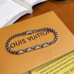 Louis Vuitton LV Tailor Bracelet Silver M1149L - Image 2