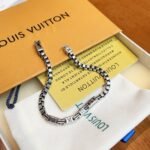 Louis Vuitton LV Tailor Bracelet Silver M1149L - Image 7