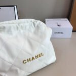 Chanel 22 Small Handbag White 36Cm AS3260 B09859 10601 - Image 5