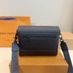 Louis Vuitton Takeoff Messenger PM Black 22Cm M24769 - Image 7