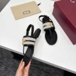 Gucci Women’s Thong Sandal With Horsebit Black 834431 Aaezj 1072 - Image 4