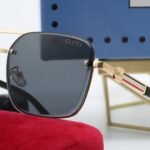 Gucci Square Gradient Vintage Gold Metal Sunglasses Black - Image 6