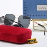 Gucci Square Gradient Vintage Gold Metal Sunglasses Black - Image 3