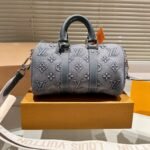 Louis Vuitton Keepall Bandoulière 25 Monogram Canvas Washed Denim 24Cm M22762 - Image 2