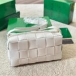 Bottega Veneta Brick Cassette Intreccio Leather Shoulder Bag White 28Cm - Image 3