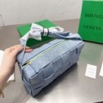 Bottega Veneta Brick Cassette Shoulder Bag Denim Blue 28Cm - Image 6