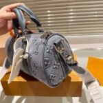 Louis Vuitton Keepall Bandoulière 25 Monogram Canvas Washed Denim 24Cm M22762 - Image 5