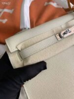 Hermes Kelly 28 Epsom Light Beige 28Cm Silver Hardware - Image 7