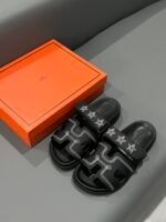 Hermes Chypre Sandal Star Stitched Noir H232142Z 02340 - Image 9